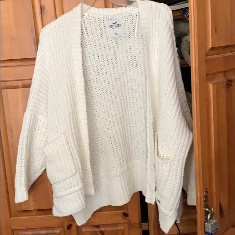 Hollister knitted cardigan